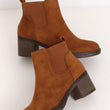 Laden Sie das Bild in den Galerie-Viewer, Stiefeletten mit Absatz Model 146817 Inello | Textil Großhandel ATA-Mode