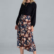 Laden Sie das Bild in den Galerie-Viewer, Bluse Model 157551 Figl | Textil Großhandel ATA-Mode