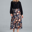 Laden Sie das Bild in den Galerie-Viewer, Bluse Model 157551 Figl | Textil Großhandel ATA-Mode