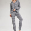 Laden Sie das Bild in den Galerie-Viewer, Sweater Model 162303 Figl | Textil Großhandel ATA-Mode