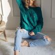 Laden Sie das Bild in den Galerie-Viewer, Pullover Model 163196 PeeKaBoo | Textil Großhandel ATA-Mode