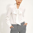 Laden Sie das Bild in den Galerie-Viewer, Bluse Model 170092 Nife | Textil Großhandel ATA-Mode