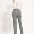Laden Sie das Bild in den Galerie-Viewer, Bluse Model 170092 Nife | Textil Großhandel ATA-Mode