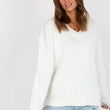 Laden Sie das Bild in den Galerie-Viewer, Pullover Model 170356 Rue Paris | Textil Großhandel ATA-Mode