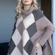 Laden Sie das Bild in den Galerie-Viewer, Rollkragenpullover Model 171302 PeeKaBoo | Textil Großhandel ATA-Mode