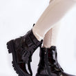 Laden Sie das Bild in den Galerie-Viewer, Stiefeletten Model 174795 Step in style | Textil Großhandel ATA-Mode