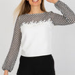 Laden Sie das Bild in den Galerie-Viewer, Bluse Model 176737 Lakerta | Textil Großhandel ATA-Mode