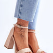 Laden Sie das Bild in den Galerie-Viewer, Sandalen mit Absatz Model 179871 Step in style | Textil Großhandel ATA-Mode