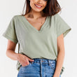 Laden Sie das Bild in den Galerie-Viewer, Bluse Model 181269 Infinite You | Textil Großhandel ATA-Mode