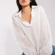 Laden Sie das Bild in den Galerie-Viewer, Bluse Model 182076 Lakerta | Textil Großhandel ATA-Mode