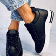 Laden Sie das Bild in den Galerie-Viewer, Sportschuhe Model 184363 Inello | Textil Großhandel ATA-Mode