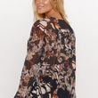 Laden Sie das Bild in den Galerie-Viewer, Bluse Model 184381 Makadamia | Textil Großhandel ATA-Mode