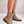 Laden Sie das Bild in den Galerie-Viewer, Stiefeletten Model 201235 Step in style
