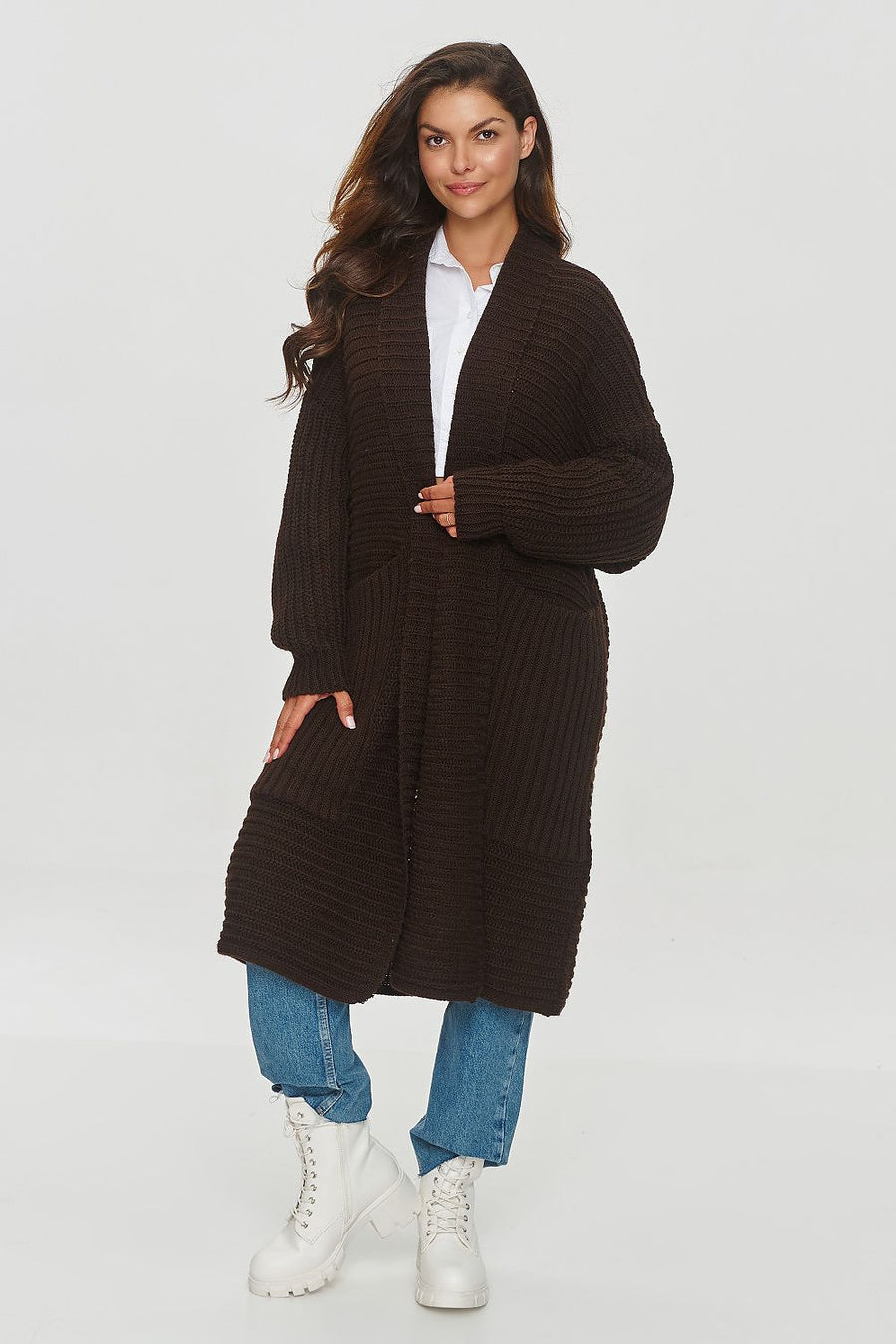 Cardigan Model 201792 Makadamia