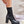 Laden Sie das Bild in den Galerie-Viewer, Stiefeletten mit Absatz Model 202155 Step in style
