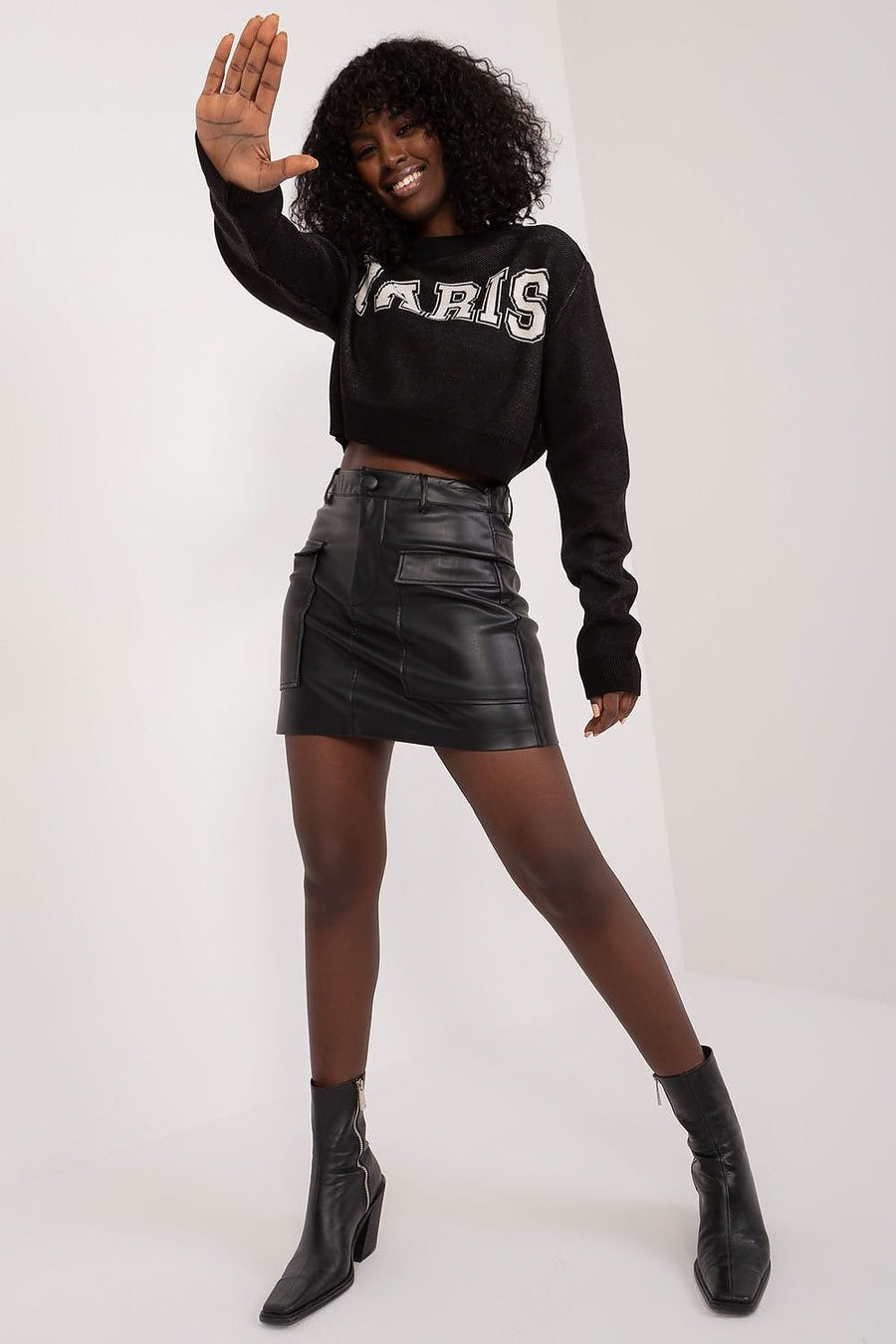  Kurzpullover model 208363 Badu 