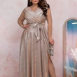 Laden Sie das Bild in den Galerie-Viewer,  Plus-Size Kleider model 209401 With You 
