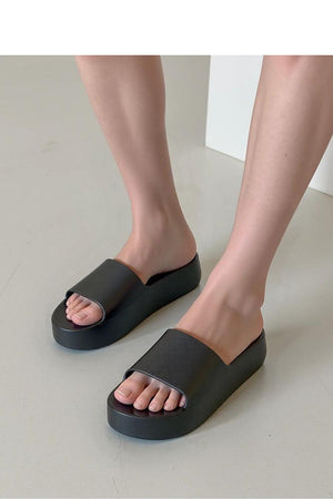 Pantoletten model 212948 Inello 