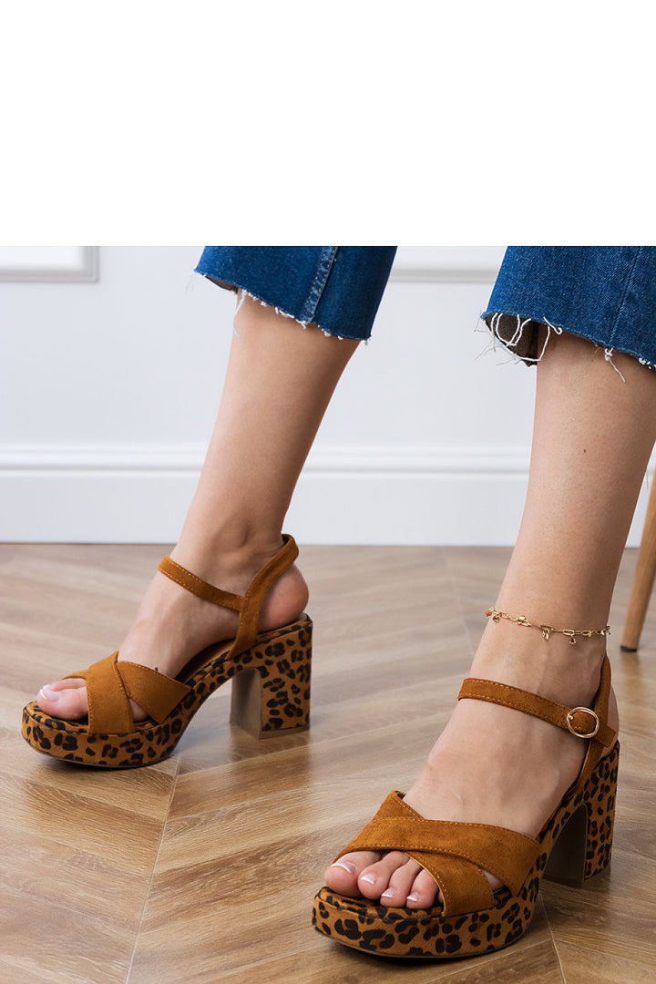  Sandalen mit Absatz model 213413 PRIMO 