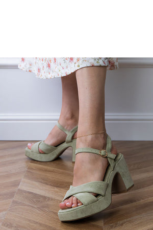  Sandalen mit Absatz model 213414 PRIMO 