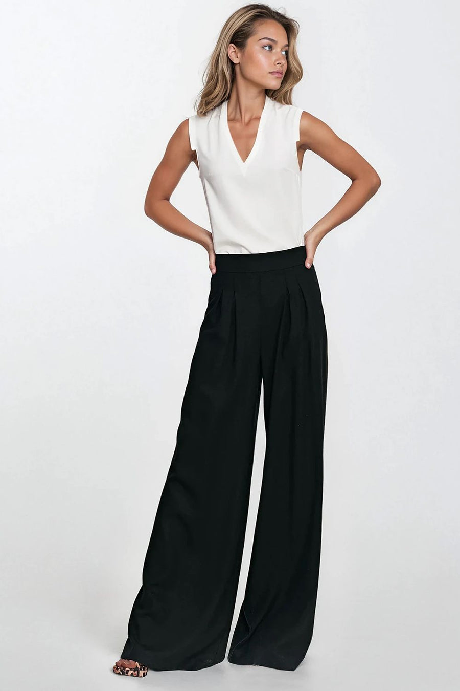  Damen Hose model 213974 Nife 