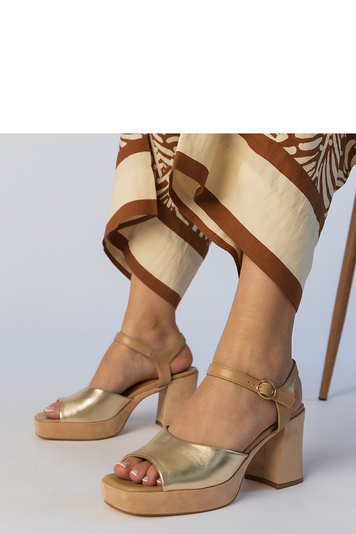  Sandalen mit Absatz model 214002 PRIMO 
