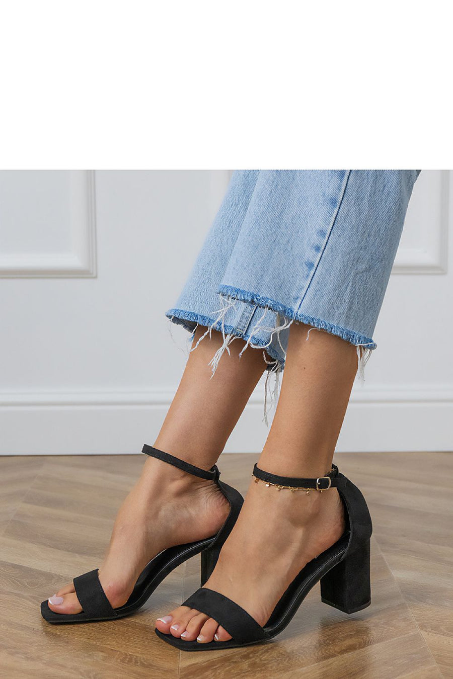  Sandalen mit Absatz model 214592 PRIMO 