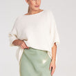 Laden Sie das Bild in den Galerie-Viewer,  Fledermaus Pullover model 217076 Figl 

