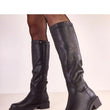 Laden Sie das Bild in den Galerie-Viewer,  Stiefel model 220247 Solea 
