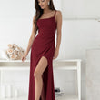 Laden Sie das Bild in den Galerie-Viewer,  Langes Kleid model 220760 With You 
