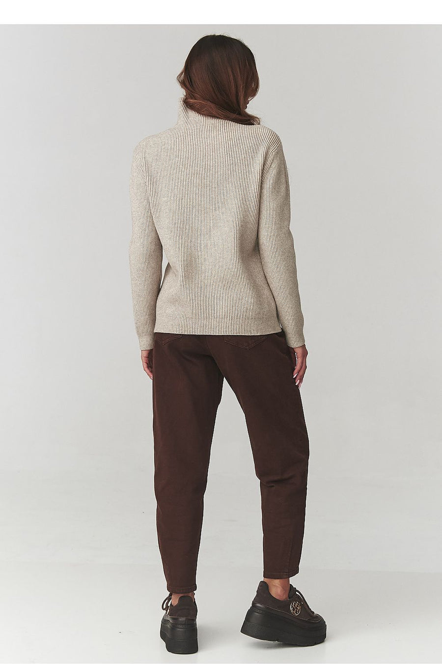  Rollkragenpullover model 220775 Makadamia 