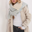Laden Sie das Bild in den Galerie-Viewer,  Schal model 222308 AT 
