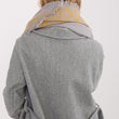 Laden Sie das Bild in den Galerie-Viewer,  Schal model 222312 AT 
