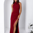 Laden Sie das Bild in den Galerie-Viewer,  Langes Kleid model 222679 With You 
