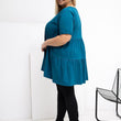 Laden Sie das Bild in den Galerie-Viewer,  Plus-Size Bluse model 223909 Relevance 
