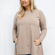 Laden Sie das Bild in den Galerie-Viewer,  Plus-Size Bluse model 223927 Relevance 
