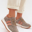Laden Sie das Bild in den Galerie-Viewer,  Sportschuhe model 224926 Step in style 
