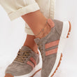 Laden Sie das Bild in den Galerie-Viewer,  Sportschuhe model 224926 Step in style 
