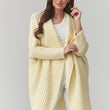 Laden Sie das Bild in den Galerie-Viewer,  Cardigan model 226885 Makadamia 
