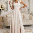 Laden Sie das Bild in den Galerie-Viewer,  Abendkleid model 227081 Numoco 
