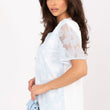 Laden Sie das Bild in den Galerie-Viewer,  Bluse model 227318 Lakerta 
