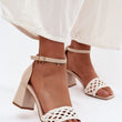 Laden Sie das Bild in den Galerie-Viewer,  Sandalen mit Absatz model 227455 Step in style 

