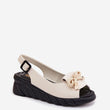 Laden Sie das Bild in den Galerie-Viewer,  Keilabsatz Sandalen model 227907 Step in style 
