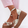 Laden Sie das Bild in den Galerie-Viewer,  Keilabsatz Sandalen model 227916 Step in style 
