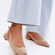 Laden Sie das Bild in den Galerie-Viewer,  Sandalen model 227925 Step in style 
