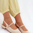 Laden Sie das Bild in den Galerie-Viewer,  Sandalen model 228093 Step in style 
