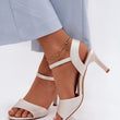 Laden Sie das Bild in den Galerie-Viewer,  Sandalen mit Absatz model 228107 Step in style 
