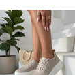 Laden Sie das Bild in den Galerie-Viewer,  Sportliche Schuhe auf Plattform model 228210 Solea 
