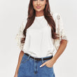 Laden Sie das Bild in den Galerie-Viewer,  Jeansshorts model 228292 Makadamia 
