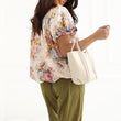 Laden Sie das Bild in den Galerie-Viewer,  Bluse model 228431 Italy Moda 
